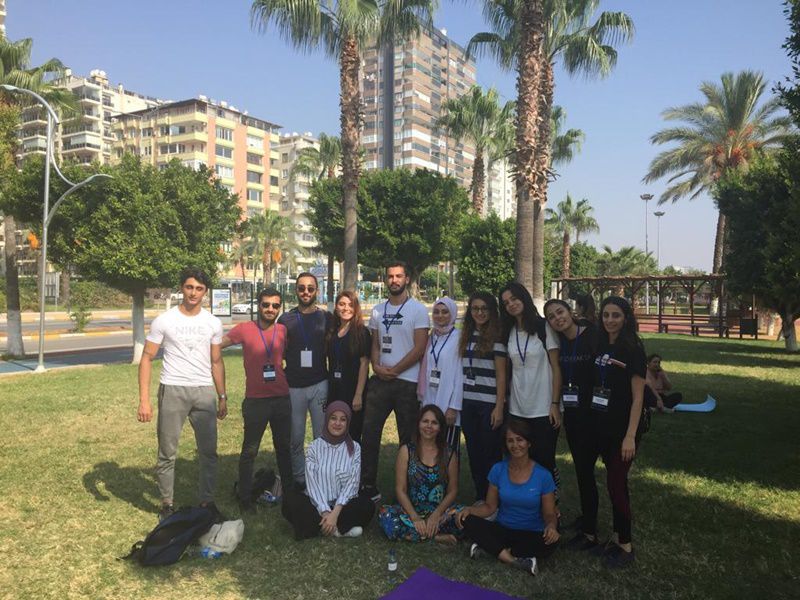 GENÇ PSİKOLOGLARLA AÇIK ALAN YOGA ETKİNLİĞİ